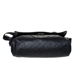 Pre Owned Gucci Black Guccissima Leather Medium Rubber Messenger Bag