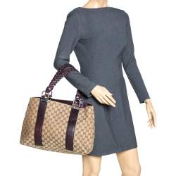 Pre Owned Gucci Beige/Purple GG Canvas and Leather Medium Bamboo Bar Tote