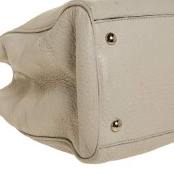 Pre Owned Gucci Ivory Grained Leather Medium Bamboo Shopper Tote