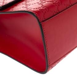 مملوكة مسبقًا حقيبة كتف غوتشي متوسطة بقفل جلد غوتشيسيما أسود