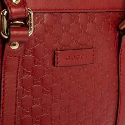 مملوكة مسبقًا Gucci Red Microguccissima Leather Mini Dome Bag