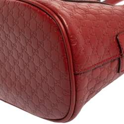 مملوكة مسبقًا Gucci Red Microguccissima Leather Mini Dome Bag