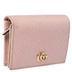 مملوكة مسبقًا محفظة غوتشي "مارمونت" مزينة بشعار الماركة جي جي جلد بيج