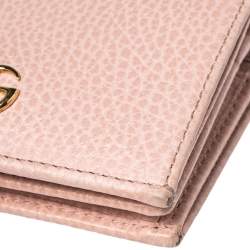 مملوكة مسبقًا محفظة غوتشي "مارمونت" مزينة بشعار الماركة جي جي جلد بيج