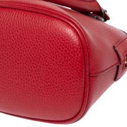 مملوكة مسبقًا Gucci Red Leather Small GG Charm Dome Satchel