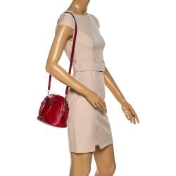 مملوكة مسبقًا Gucci Red Leather Small GG Charm Dome Satchel