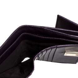 مملوكة مسبقًا Gucci Dark Purple Leather Compact Wallet