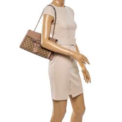 مملوكة مسبقًا Gucci Beige GG Canvas and Leather Medium Emily Chain Shoulder Bag