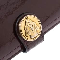 مملوكة مسبقًا محفظة غوتشي هيستريا جلد عنابي لامع بقلاب