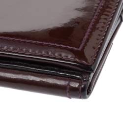 مملوكة مسبقًا محفظة غوتشي هيستريا جلد عنابي لامع بقلاب