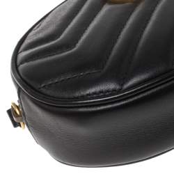 Pre Owned Gucci Black Matelassé Leather GG Marmont Belt Bag