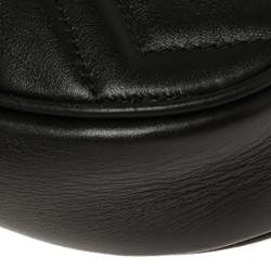 مملوكة مسبقًا Gucci Black Matelassé Leather GG Marmont Belt Bag