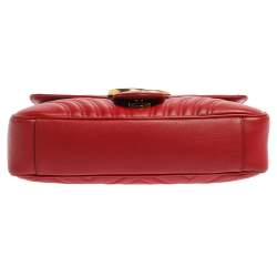 مملوكة مسبقًا Gucci Red Matelasse Leather Medium GG Marmont Shoulder Bag