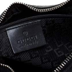 مملوكة مسبقًا حقيبة هوبو غوتشي سحاب علوي جلد سوداء