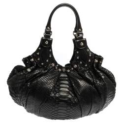 Pre Owned حقيبة هوبو غوتشي مرصعة بلهام صغيرة جلد ثعبان سوداء 