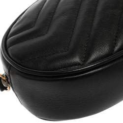 مملوكة مسبقًا Gucci Black Matelassé Leather GG Marmont Belt Bag