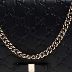مملوكة مسبقًا Gucci Black Guccissima Leather Bow Flap Wallet on Chain  