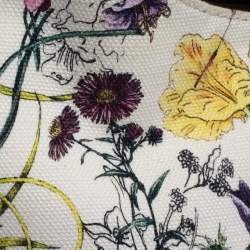 Pre Owned Gucci White/Brown Flora Canvas and Leather Medium Jackie Hobo