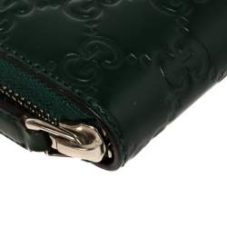 مملوكة مسبقًا Gucci Green Guccissima Leather Zip Around Wallet