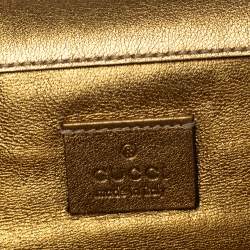 مملوكة مسبقًا محفظة غوتشي كونتيننتال إبزيم جلد غوتشيسيما ذهبي