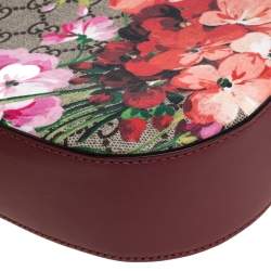 مملوكة مسبقًا حقيبة كروس بسلسلة غوتشى مينى جلد وكانفاس زهور سوبريم جى جى متعددة الألوان