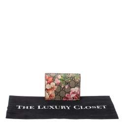 Pre Owned حافظة بطاقات غوتشي بلومز كانفاس سوبريم GG وردية/ بيج