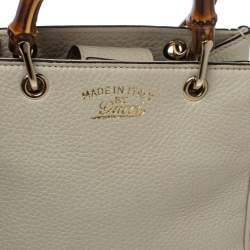 Pre Owned Gucci Off White Leather Mini Bamboo Tote