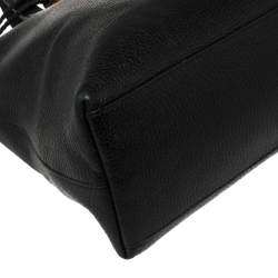 Pre Owned حقيبة يد غوتشي شراشيب بامبو جلد حُبيبي سوداء