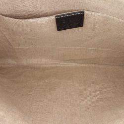 مملوكة مسبقًا Gucci Black Leather Bamboo Clutch Bag