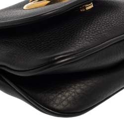 مملوكة مسبقًا حقيبة كروس غوتشي 1973  جلد سوداء بحمالة كتف