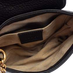 مملوكة مسبقًا حقيبة كروس غوتشي 1973  جلد سوداء بحمالة كتف