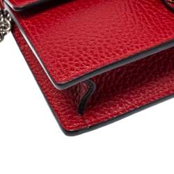 مملوكة مسبقًا Gucci Red Leather Super Mini Dionysus Crossbody Bag