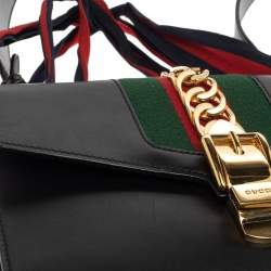 Pre Owned Gucci Black Leather Small Web Chain Sylvie Shoulder Bag