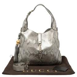 مملوكة مسبقًا حقيبة هوبو غوتشى جاكى متوسطة جلد ثعبان فضية 