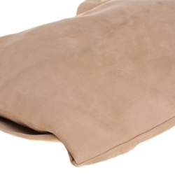 مملوكة مسبقًا حقيبة غوتشي جلد نوبوك بيج 1970 بشراشيب بيج متوسطة بسلسلة