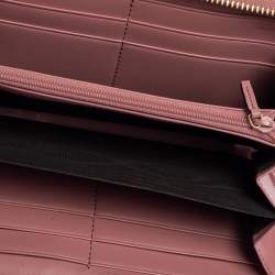 Gucci Pink Guccissima Leather Signature Wrist Wallet on Chain Pochette Bag  - Yoogi's Closet