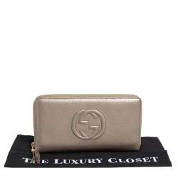 Pre Owned Gucci Metallic Beige Leather Soho Zip Around Organizer Wallet