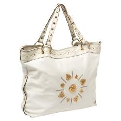 مملوكة مسبقًا حقيبة يد غوتشي ايرينا كبيرة جلد أبيض 