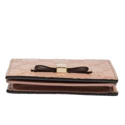 مملوكة مسبقًا Gucci Blush Pink Guccissima Leather Bow Compact Wallet