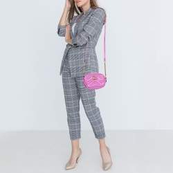 مملوكة مسبقًا Gucci Pink Matelassé Leather Mini GG Marmont Crossbody Bag