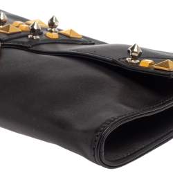 Pre Owned Gucci Black Leather Studded Clutch