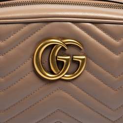 مملوكة مسبقًا Gucci Beige Matelasse Leather Small GG Marmont Shoulder Bag