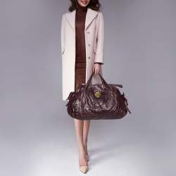 مملوكة مسبقًا Gucci Burgundy Leather Large Hysteria Tote