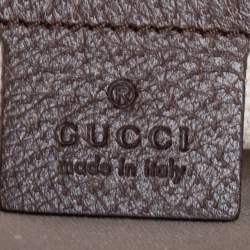 مملوكة مسبقًا Gucci Beige/Ebony GG Supreme Chevron Canvas Medium Zip Pouch