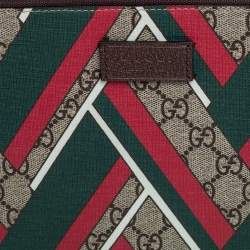 مملوكة مسبقًا Gucci Beige/Ebony GG Supreme Chevron Canvas Medium Zip Pouch