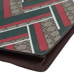 مملوكة مسبقًا Gucci Beige/Ebony GG Supreme Chevron Canvas Medium Zip Pouch