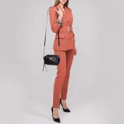 مملوكة مسبقًا حقيبة كروس غوتشي ميني جي جي مارمونت كاميرا جلد ماتيلاس أسود