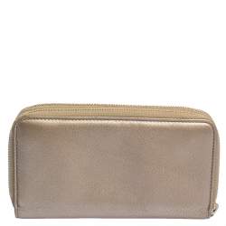 Pre Owned Gucci Metallic Beige Leather Soho Zip Around Organizer Wallet