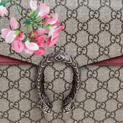 مملوكة مسبقًا حقيبة خصر غوتشي ديونيسوس سويدي بطبعة زهور وكانفاس GG سوبريم 