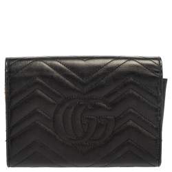 مملوكة مسبقًا محفظة بسلسلة غوتشي مارمونت جي جي جلد مبطن سوداء 